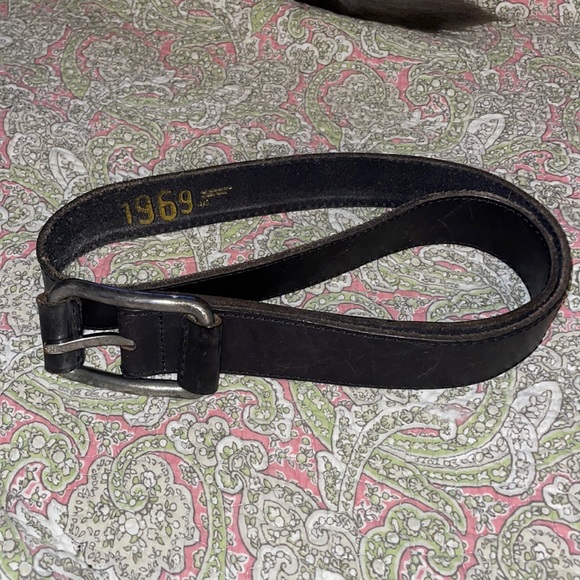 GAP Other - Gap brown, leather belt, distressed silver buckle size 40